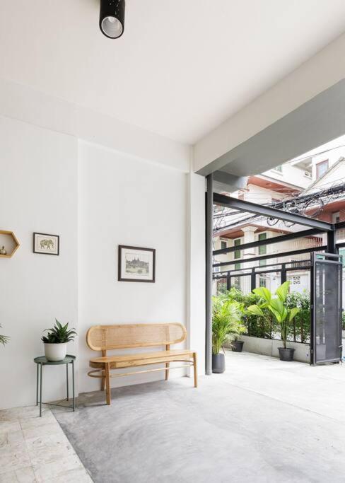Wabisabi 3 Min To Train Station Hotel Bangkok